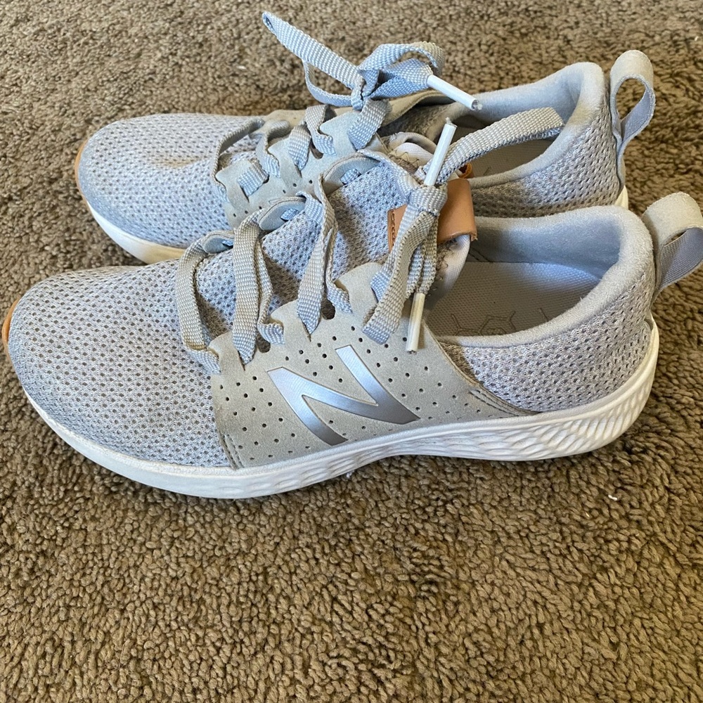 New balance shoes